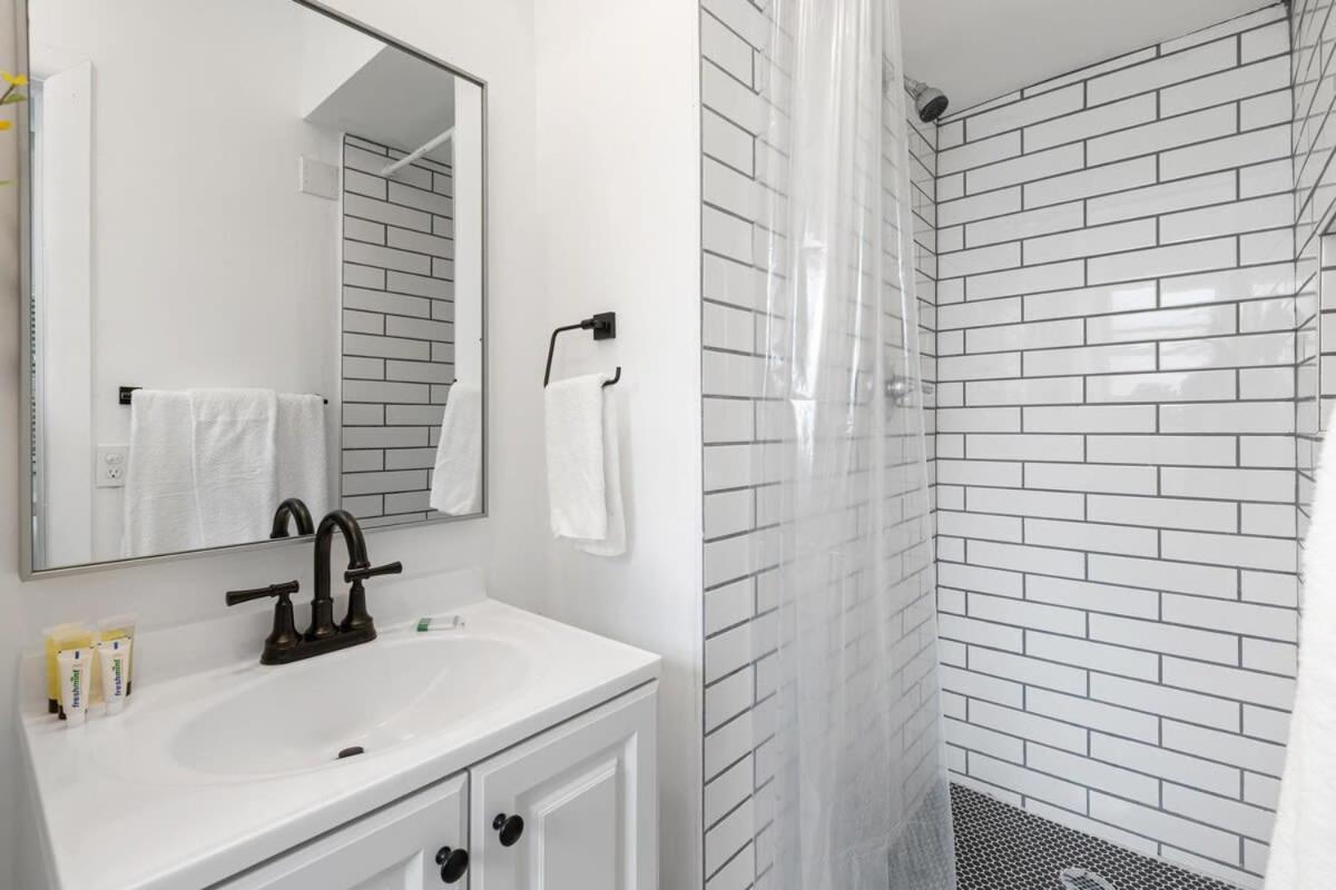 Charming 2 Bedroom Apartment In Victoria Park Fort Lauderdale Exteriör bild