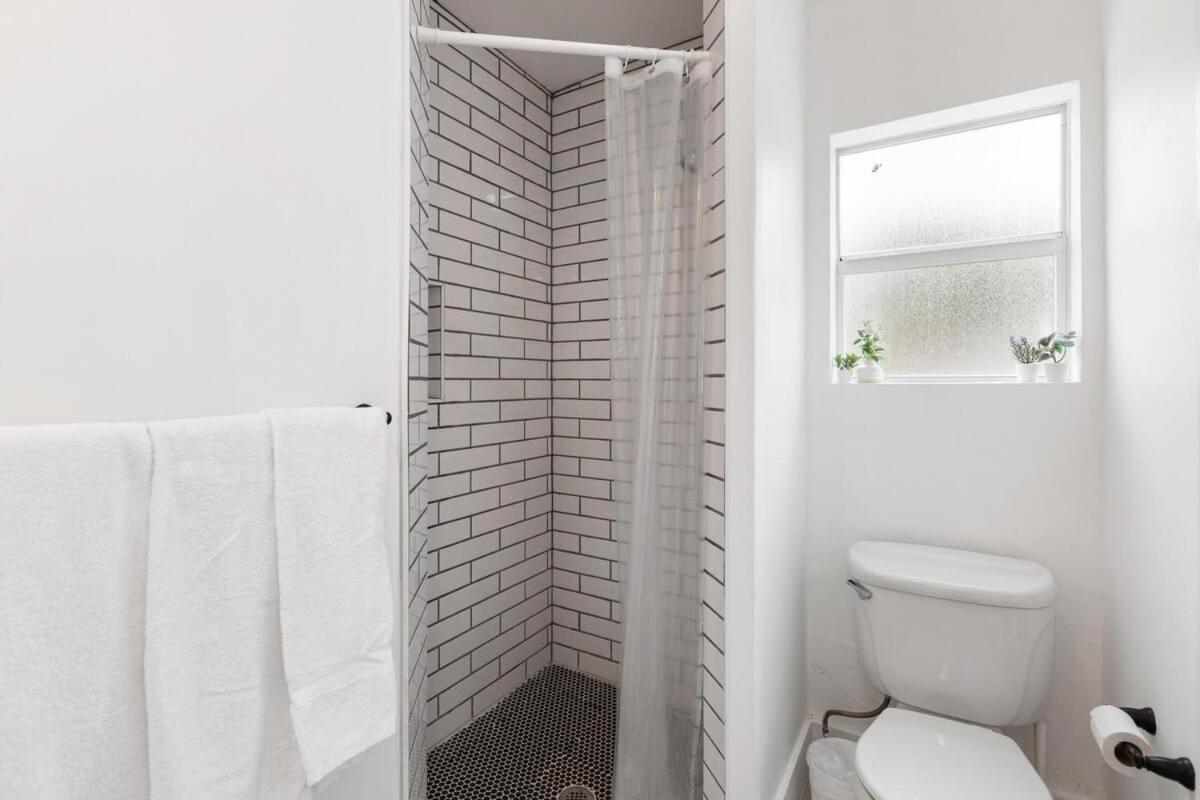 Charming 2 Bedroom Apartment In Victoria Park Fort Lauderdale Exteriör bild